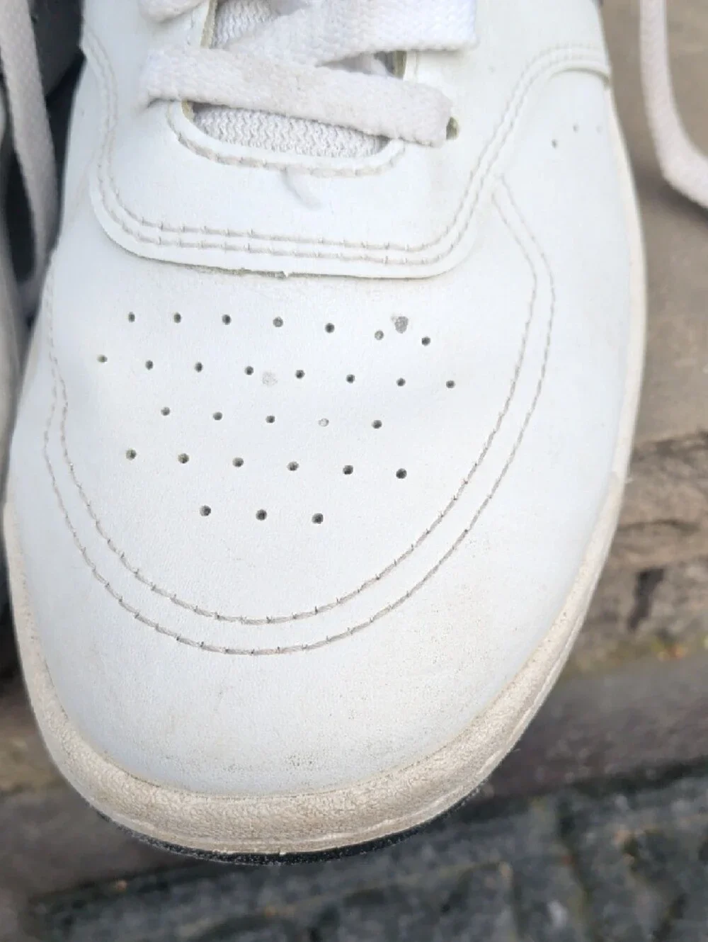 New Balance Men's White Sneakers